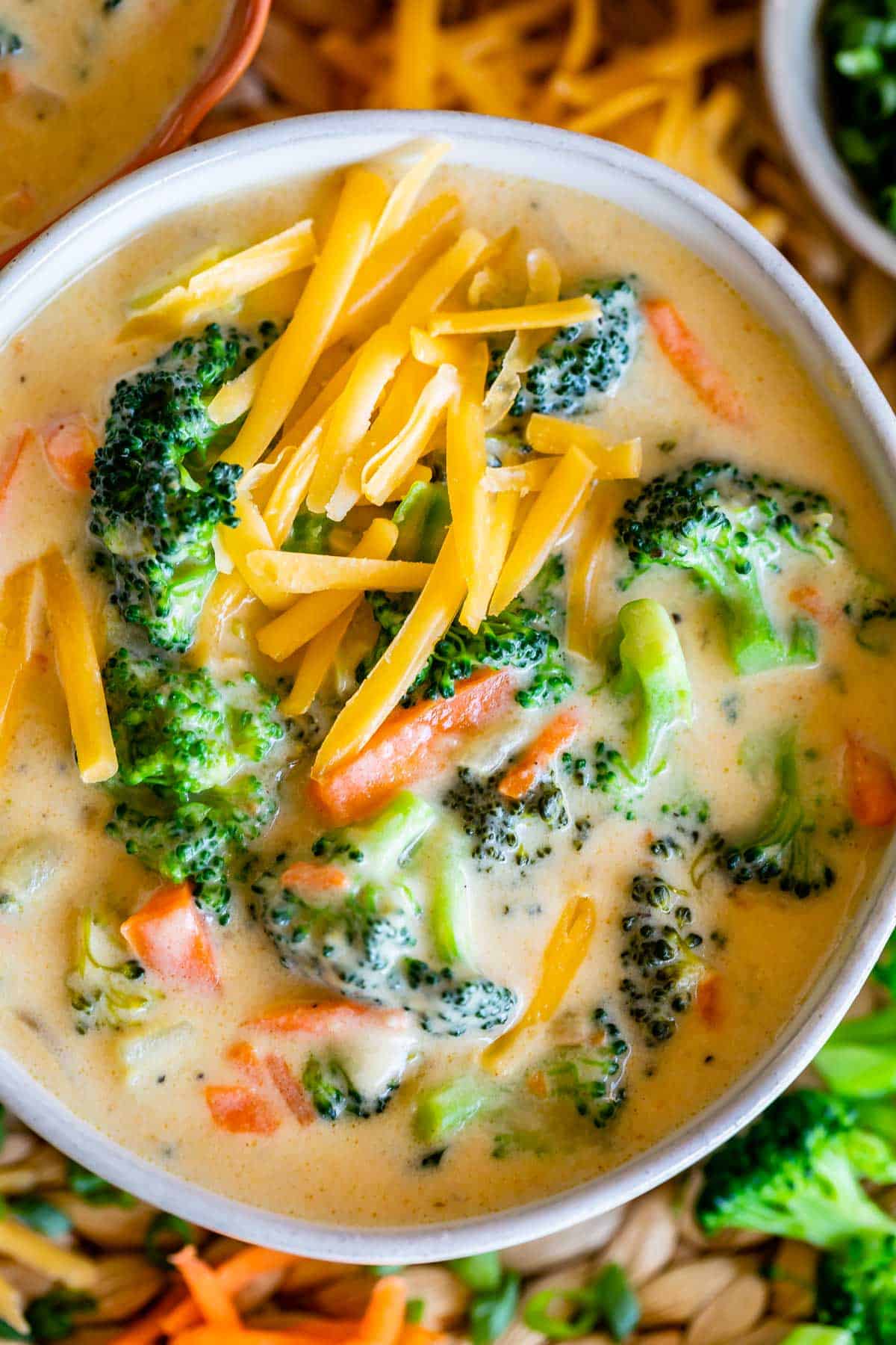 Cajun Broccoli Cheese Soup: A Quick and Delicious Weeknight Meal
