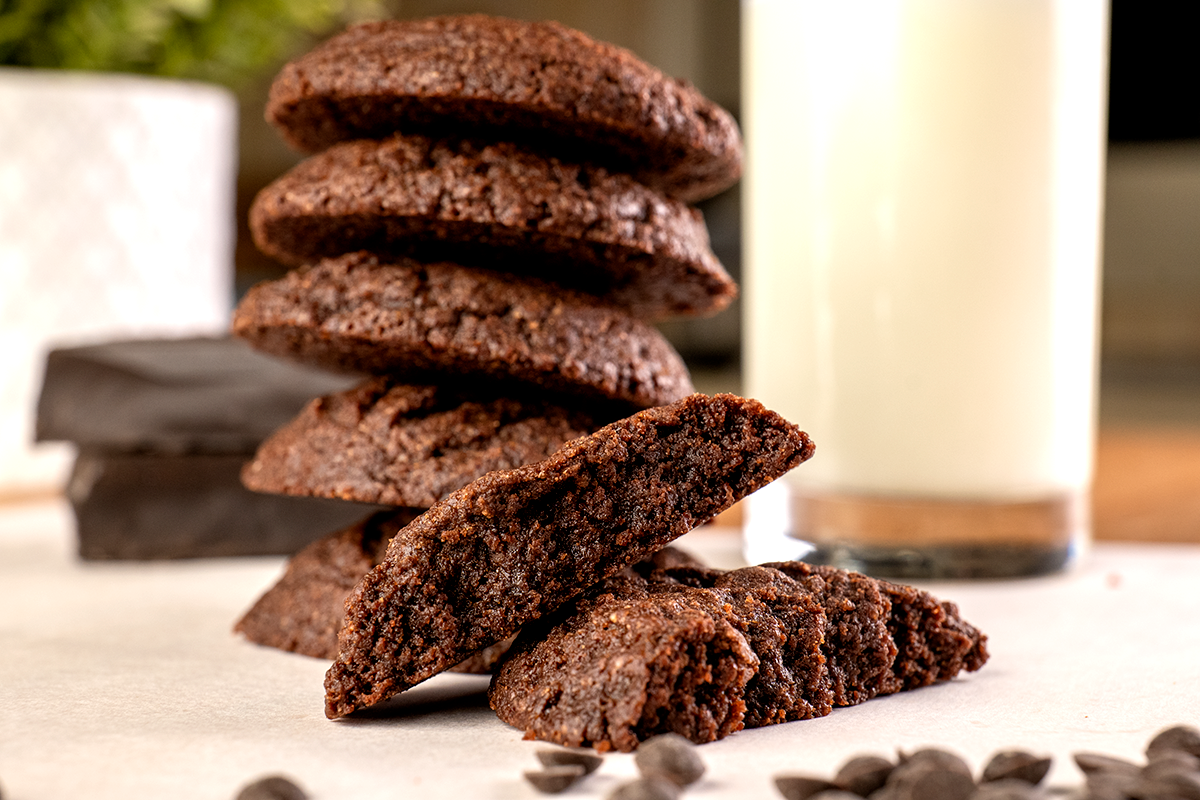 Baking 8K UHD Cookies and Brownies: Easy Recipe Guide for the Best Looking Desserts Ever!