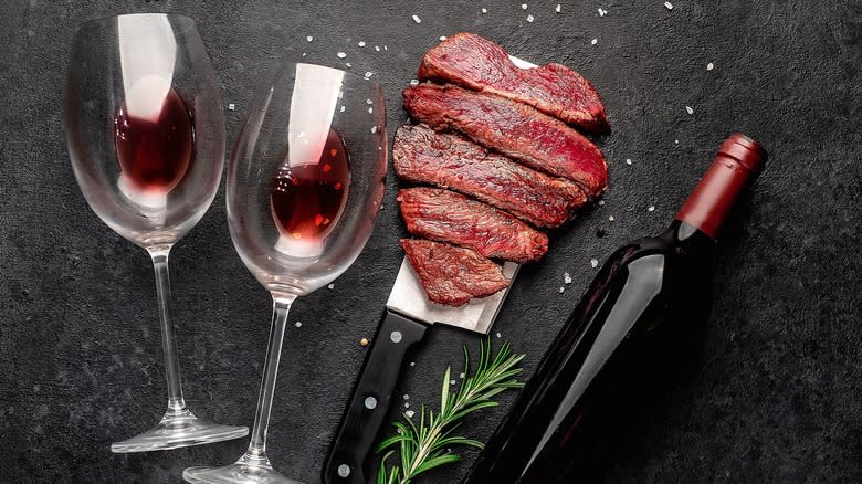 Choosing the perfect appetizer for steak dinner? (These delicious options will definitely impress all your guests)