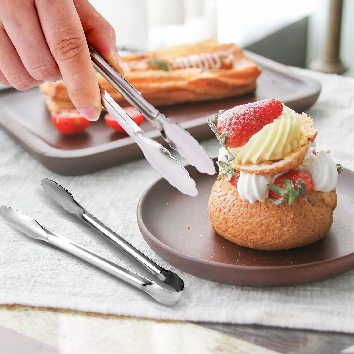 Looking for great appetizer tongs? Check out these simple options for your kitchen now.