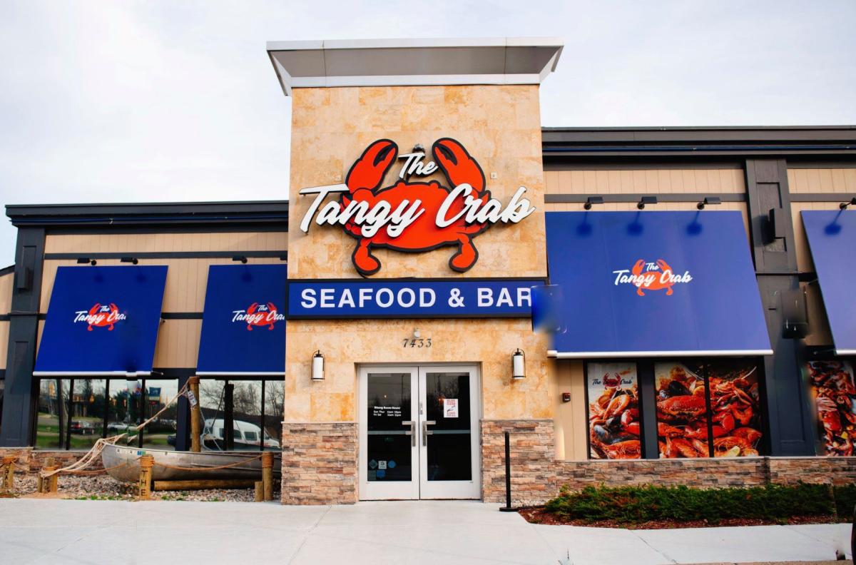 Why choose The Tangy Crab - Cajun Seafood and Bar? Taste the best Cajun seafood and enjoy our bar.