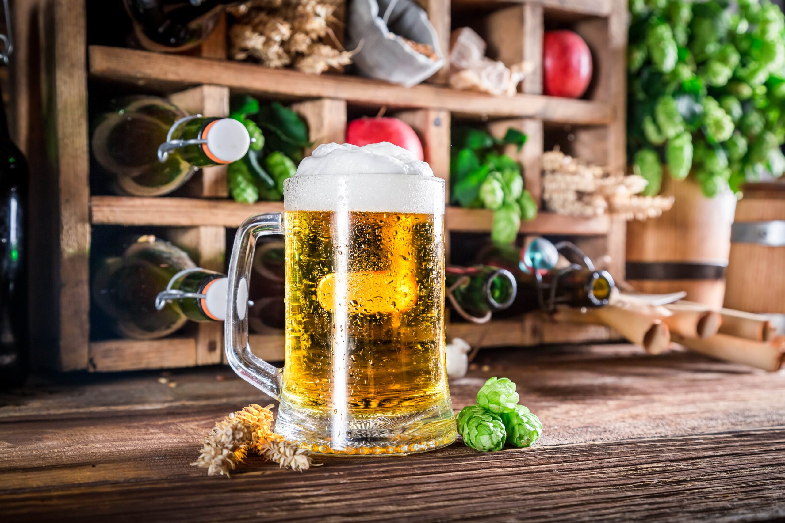 Which Cincinnati beverage company makes great craft beer? Discover these top local brewery choices now!