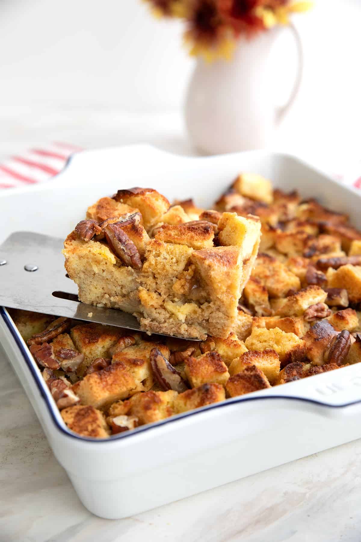 How do you make keto french toast casserole? Our easy recipe is perfect for a yummy breakfast.