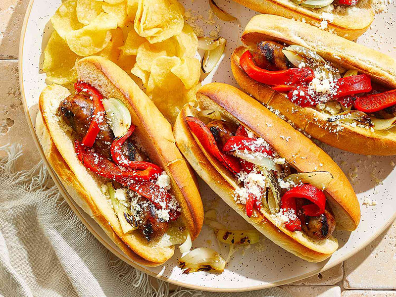 Best side dishes to serve with Italian sausage sandwiches
