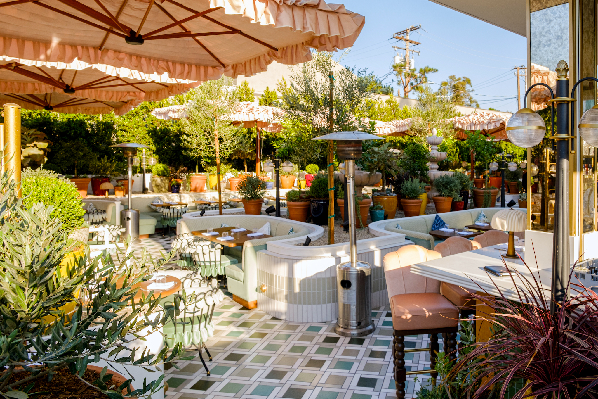 good places for outdoor seating breakfast top finds nearby