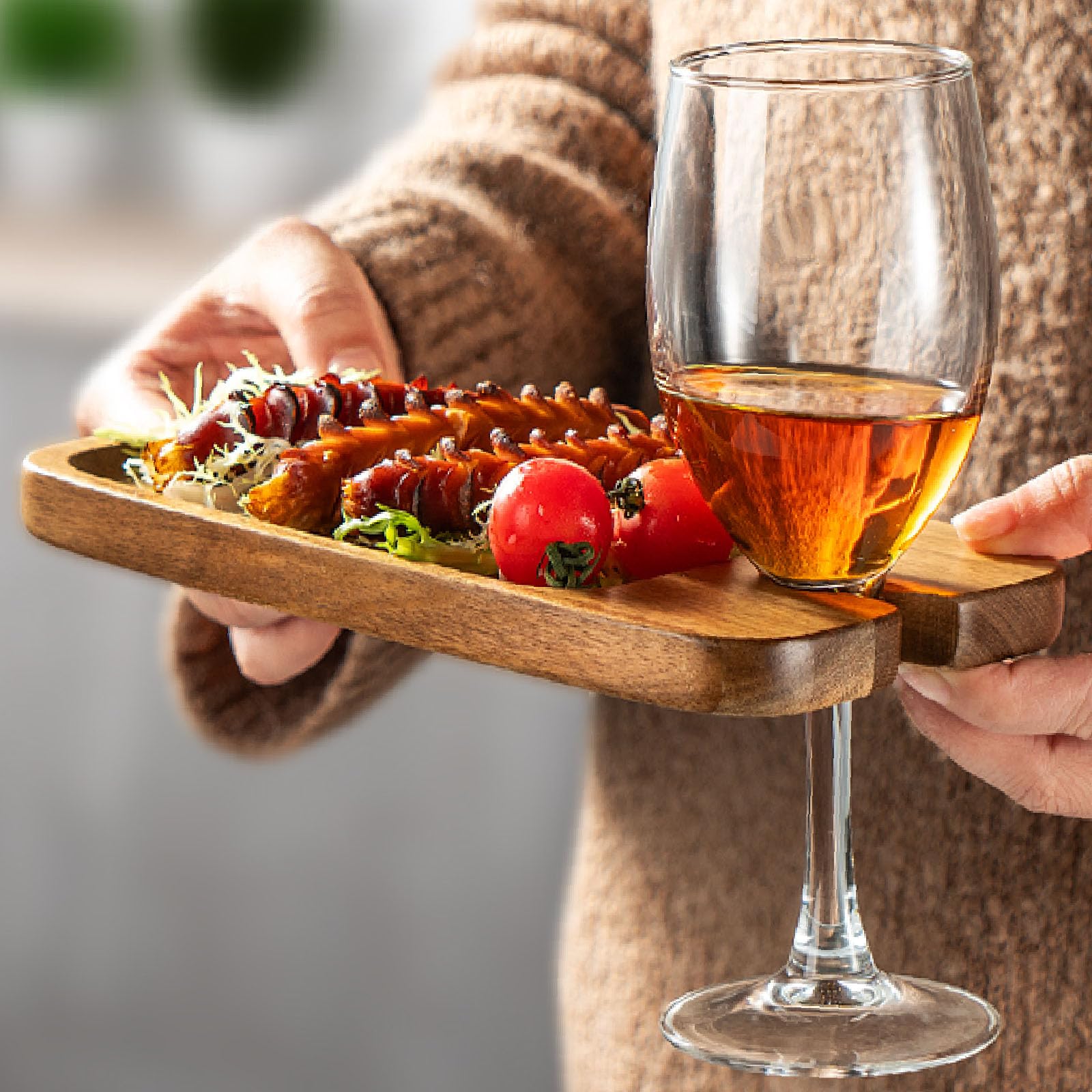 What are good wine appetizer plates (find top brands easily)